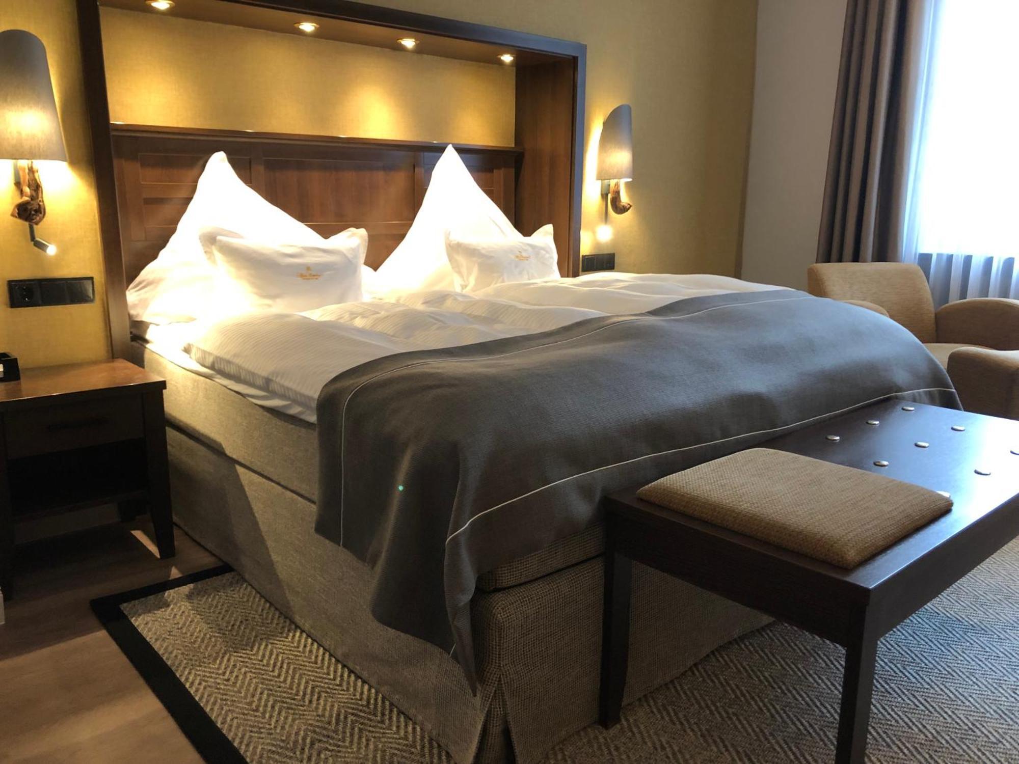 Boutique-Hotel Moseltor Трабен-Трарбах Экстерьер фото